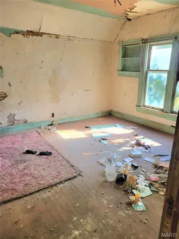 $22,700 | 321 South Griffith Street, Hannibal, MO 63401