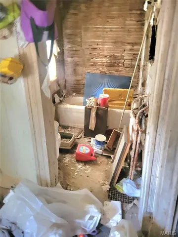 $22,700 | 321 South Griffith Street, Hannibal, MO 63401