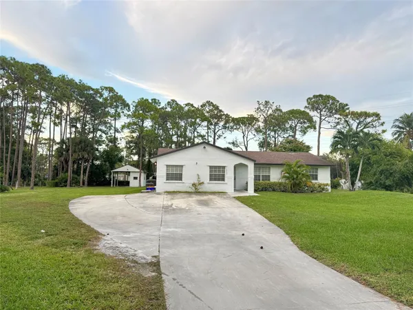 $4,000 | 11853 47th Road North, West Palm Beach, FL 33411