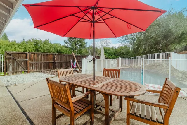 $950,000 | 2296 Sailsbury Drive, El Dorado Hills, CA 95762