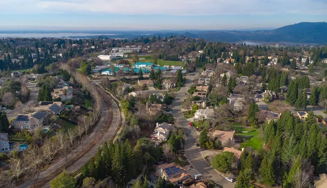 $950,000 | 2296 Sailsbury Drive, El Dorado Hills, CA 95762