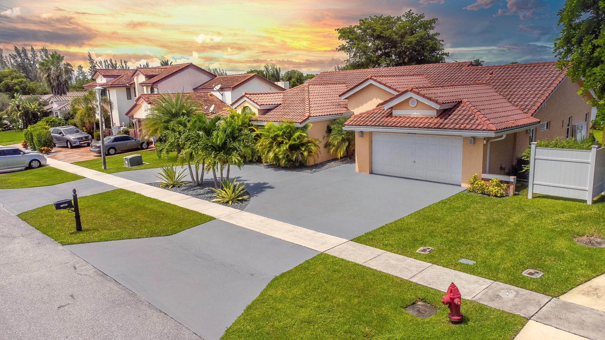 20725 Waters Edge Court Boca Raton, FL 33498 - Photo 48 of 54 DJI_0597