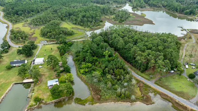 $129,900 | 9323 Rowes Point Road, Hayes, VA 23072