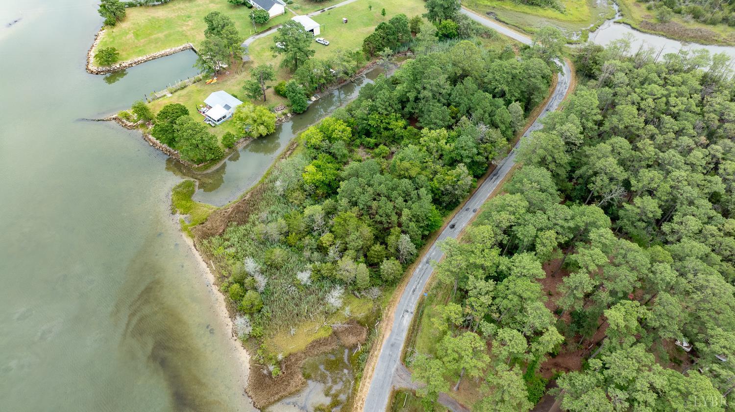 9323 Rowes Point Road Hayes, VA 23072 - Photo 14 of 23