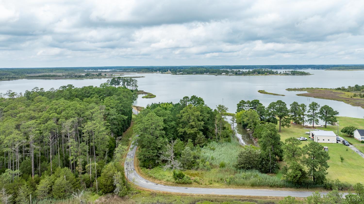 9323 Rowes Point Road Hayes, VA 23072 - Photo 4 of 23