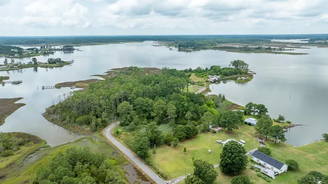 $129,900 | 9323 Rowes Point Road, Hayes, VA 23072