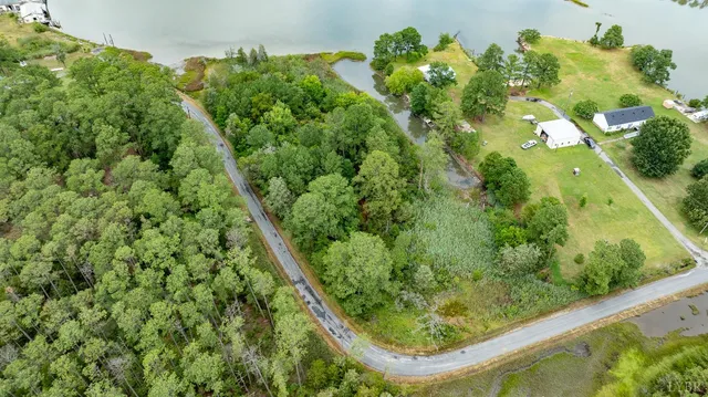 $129,900 | 9323 Rowes Point Road, Hayes, VA 23072