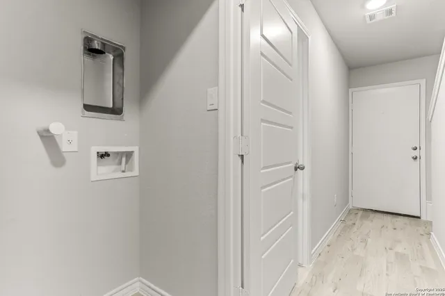 $309,000 | 310 West Evergreen Street, Unit 120, San Antonio, TX 78212