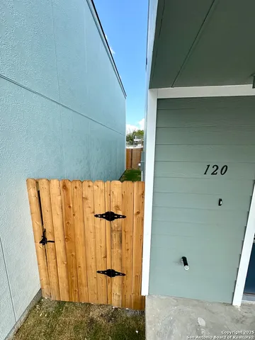 $309,000 | 310 West Evergreen Street, Unit 120, San Antonio, TX 78212