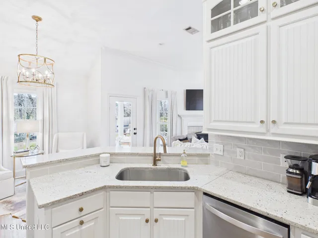 $339,000 | 141 Fieldstone Lane, Madison, MS 39110