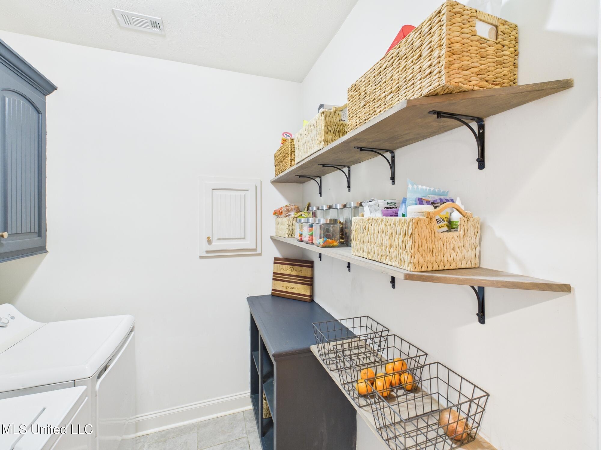 141 Fieldstone Lane Madison, MS 39110 - Photo 28 of 39 CAM02761G0-PR0045-STILL027