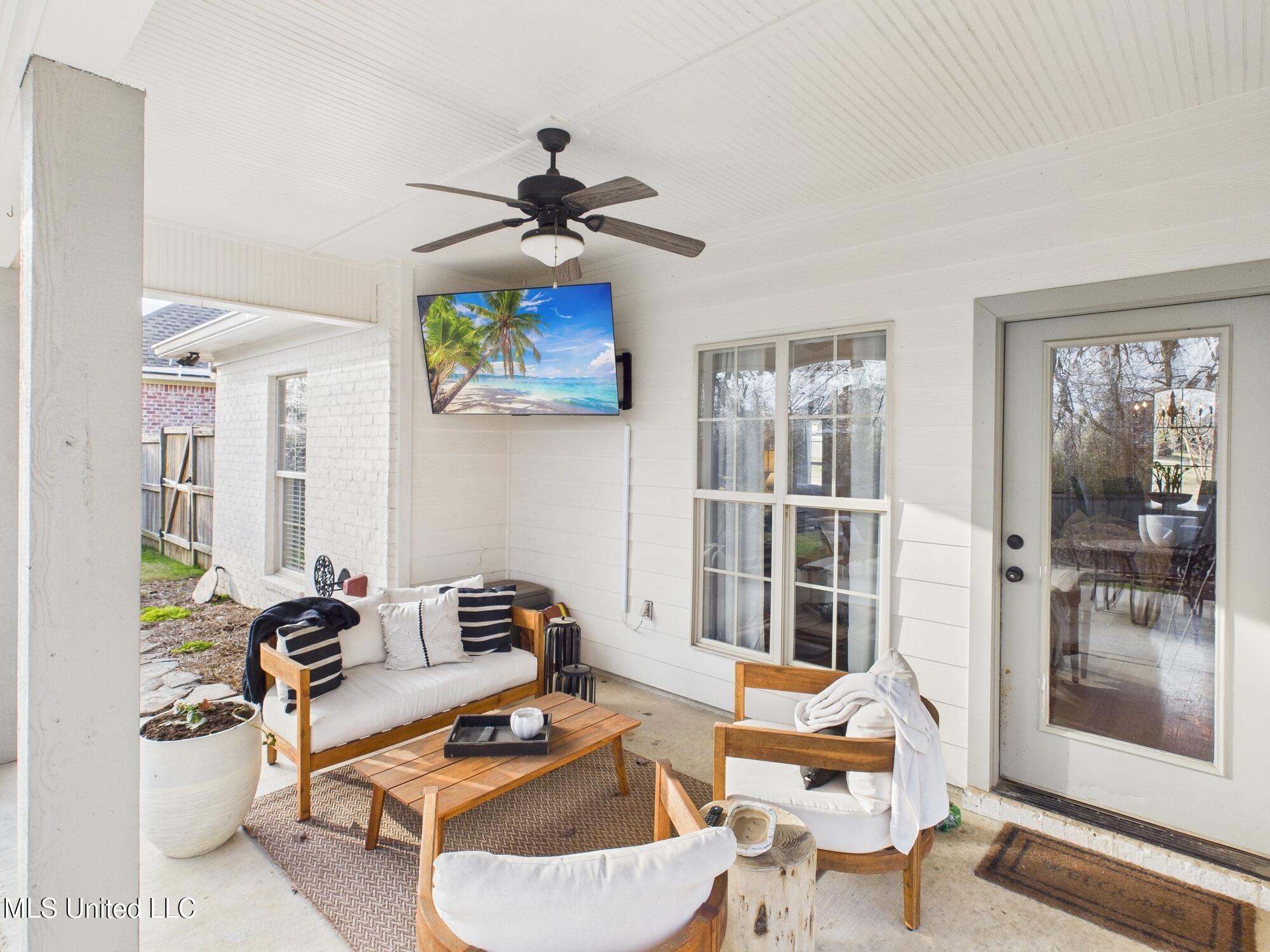 141 Fieldstone Lane Madison, MS 39110 - Photo 30 of 39 CAM02761G0-PR0045-STILL039