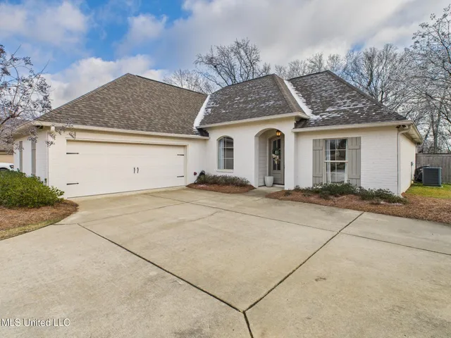 $339,000 | 141 Fieldstone Lane, Madison, MS 39110