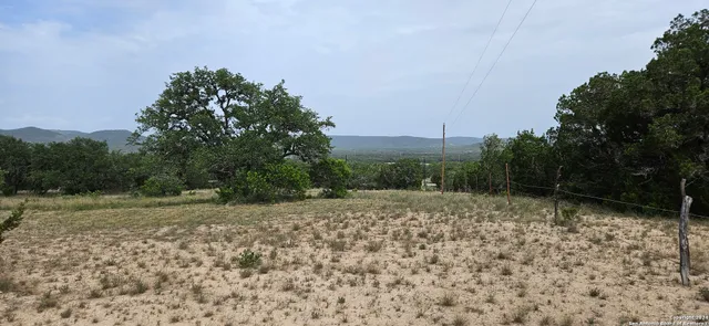 $223,000 | 337 Beulah Place, Utopia, TX 78884