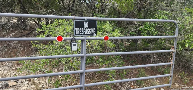 $223,000 | 337 Beulah Place, Utopia, TX 78884