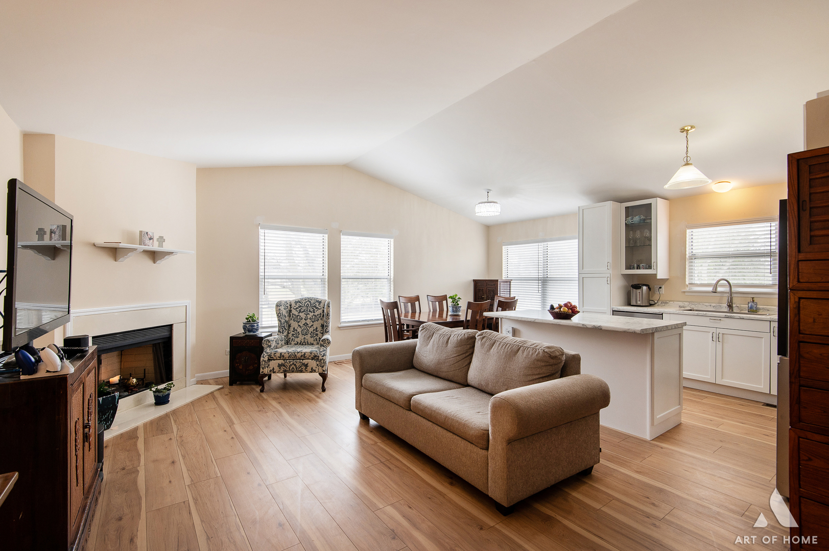 156 West Golf Road, Unit B Libertyville, IL 60048 - Photo 15 of 24