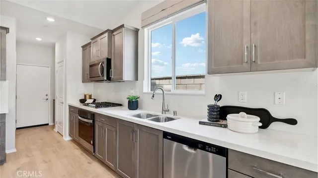 $829,990 | 26175 Gentry Avenue, Corona, CA 92883