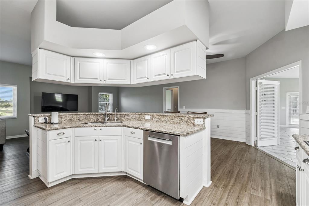 14721 Scharber Road Dade City, FL 33525 - Photo 29 of 100