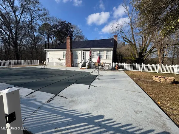 $850,000 | 1004 Joe Good Road, Lorman, MS 39096