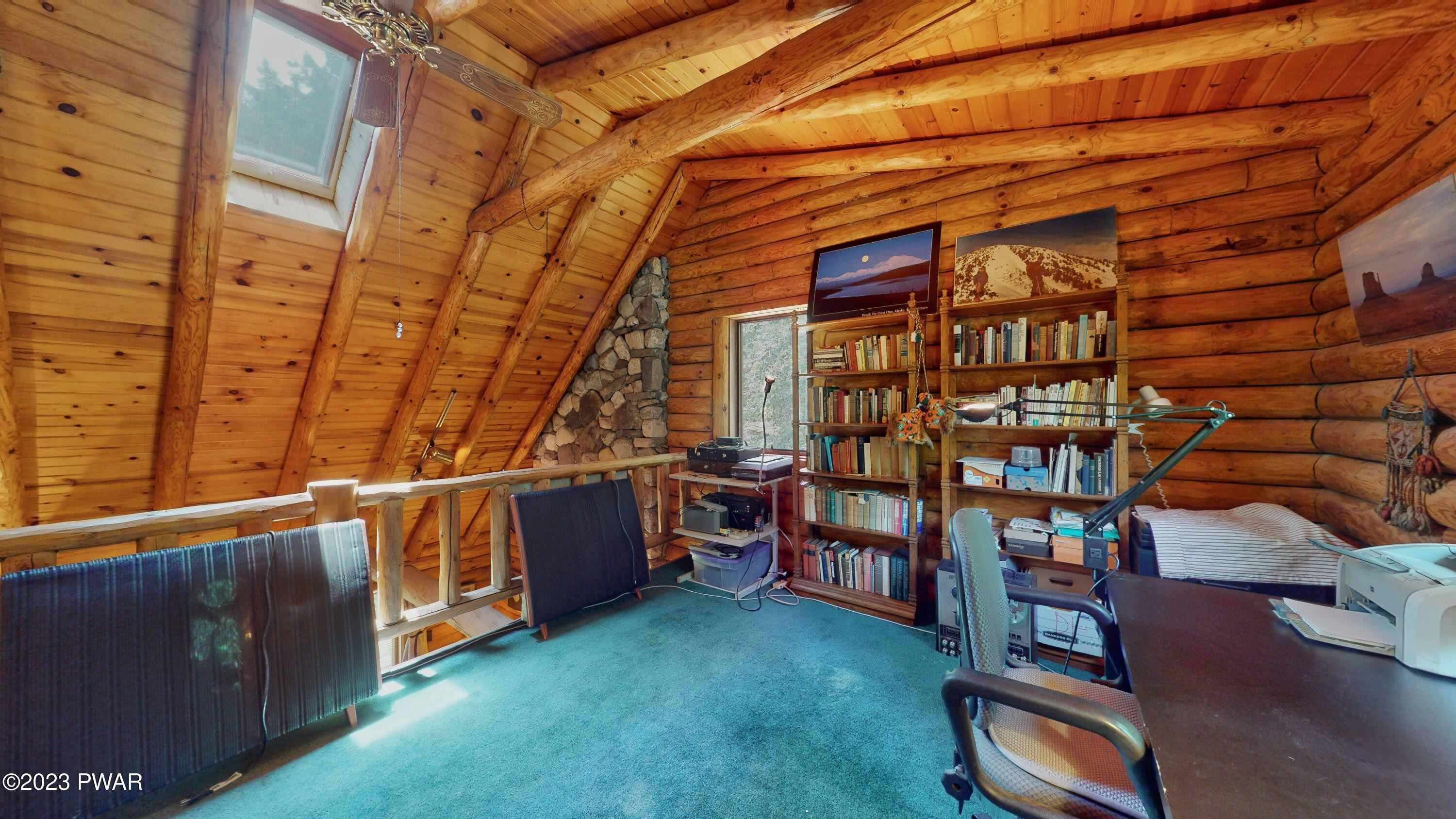 406 Park Road Dingmans Ferry, PA 18328 - Photo 33 of 43 Loft