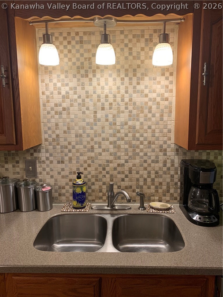304 South Pinch Road Elkview, WV 25071 - Photo 10 of 30 Gallery Image 10