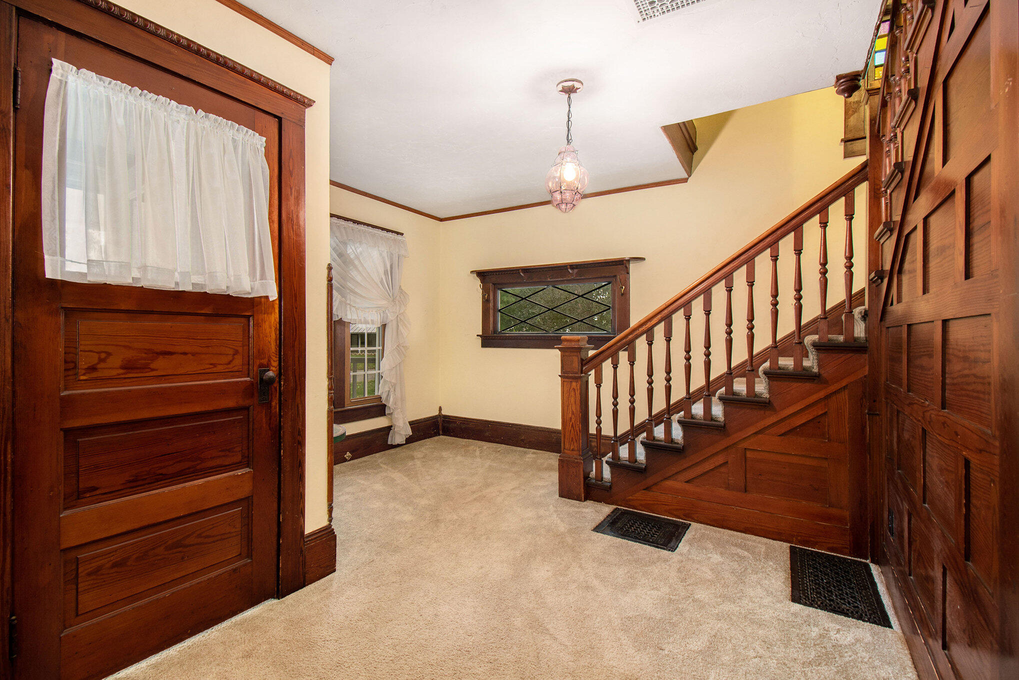 340 Centreville Road Constantine, MI 49042 - Photo 4 of 24 Beautiful Woodwork