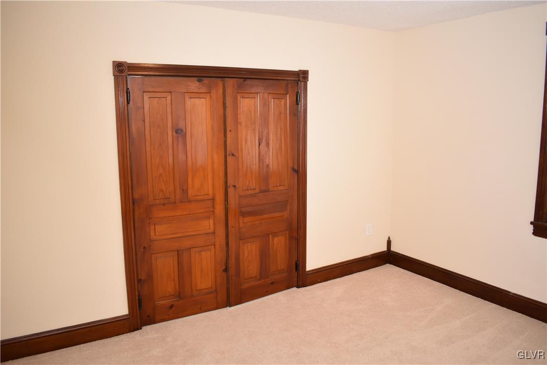 2161 East Scenic Drive Bath, PA 18014 - Photo 12 of 27