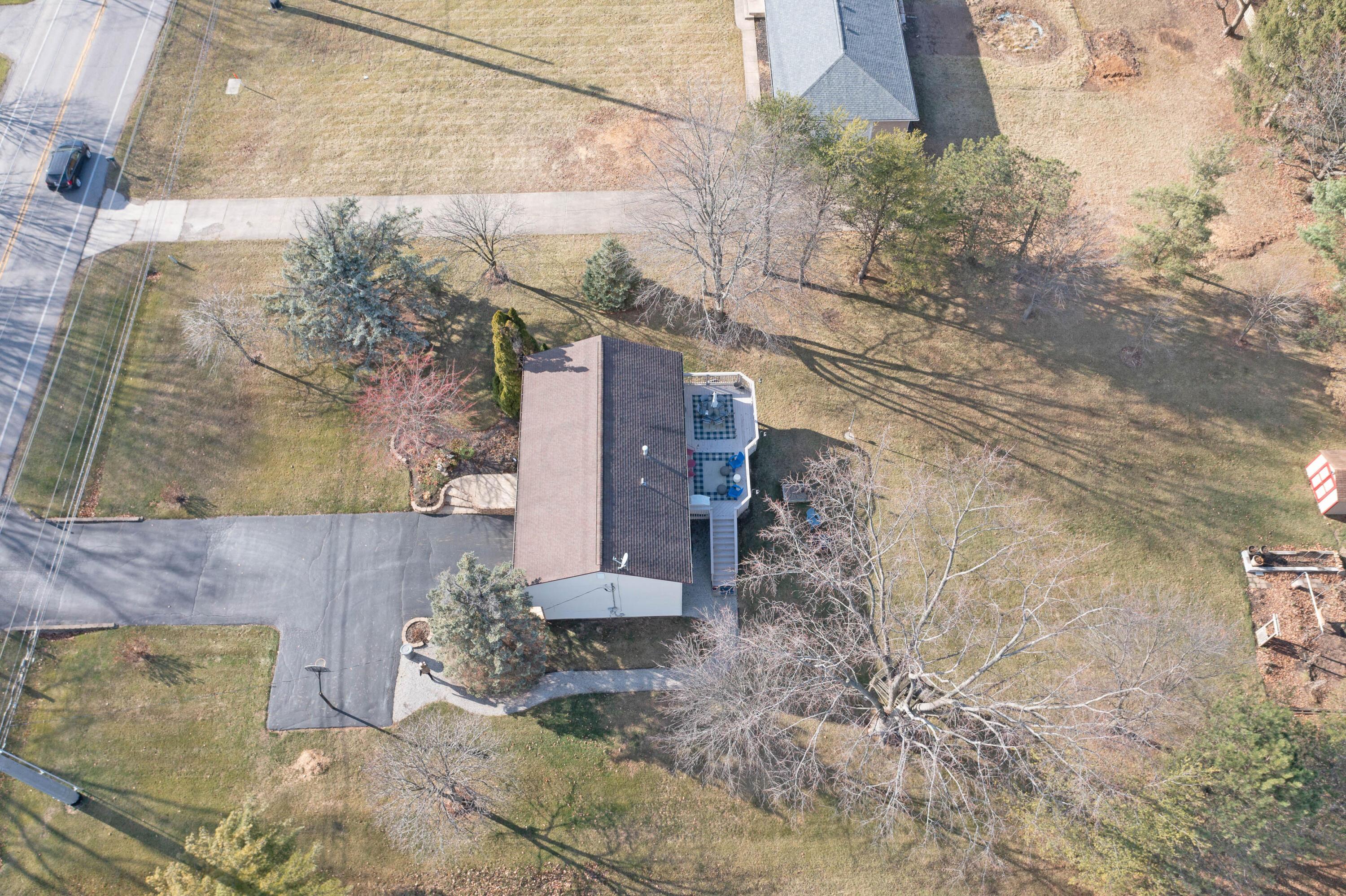 6186 Feder Road Columbus, OH 43228 - Photo 48 of 53 Aerial View