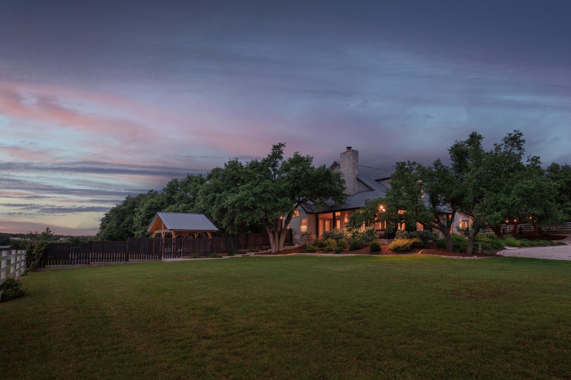 a view of building and outdoor space