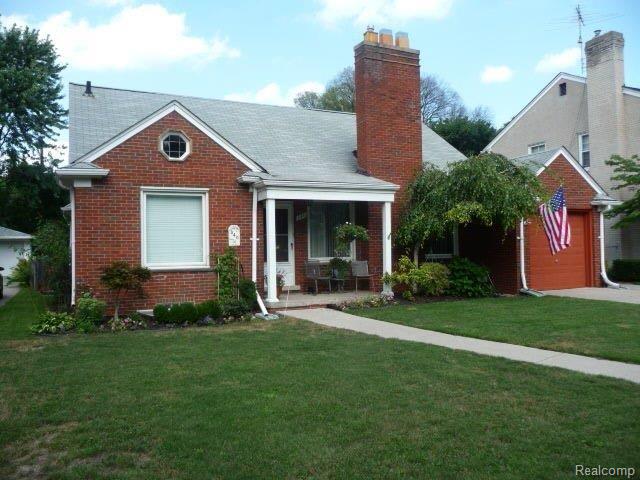 340 Ridgemont Road Grosse Pointe, MI 48236 - Photo 1 of 24 P1010602
