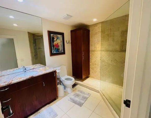 $5,500 | 50 Puu Anoano Street, Unit 1801, Lahaina, HI 96761