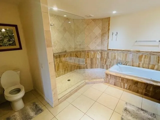 $5,500 | 50 Puu Anoano Street, Unit 1801, Lahaina, HI 96761