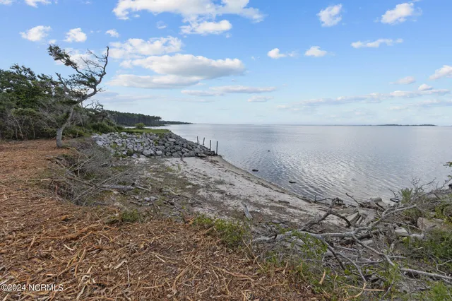 $195,000 | 349 Lola Road, Cedar Island, NC 28520