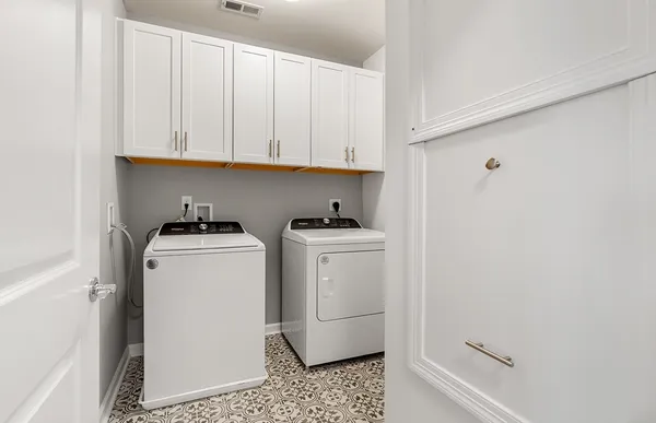 $546,060 | 141 East Pt Drive, Unit 403, Rumford, RI 02916