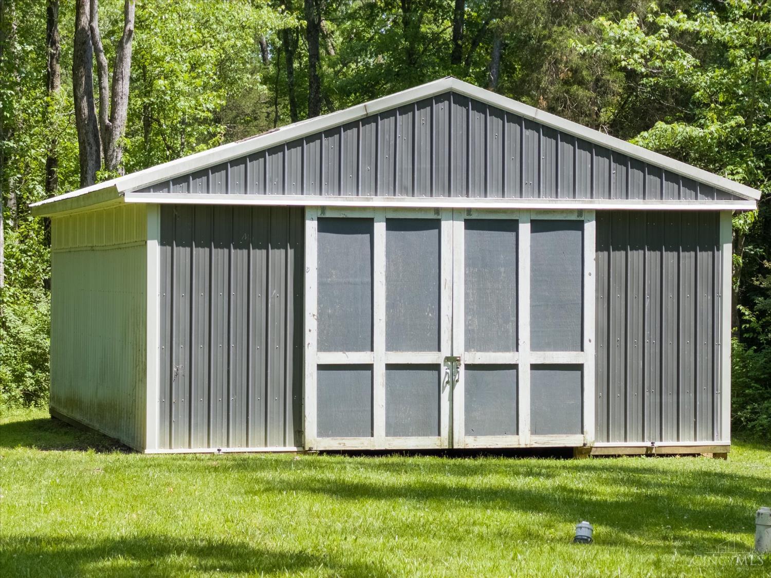 2622 Moore Road Bethel, OH 45106 - Photo 36 of 40