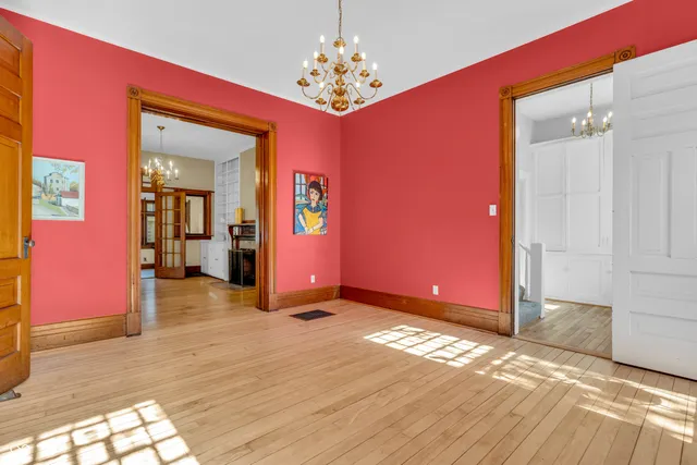 $340,000 | 408 East Wabash Avenue, Crawfordsville, IN 47933