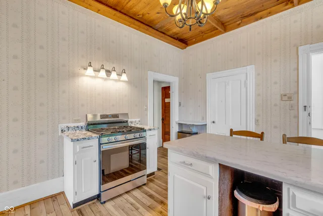 $340,000 | 408 East Wabash Avenue, Crawfordsville, IN 47933