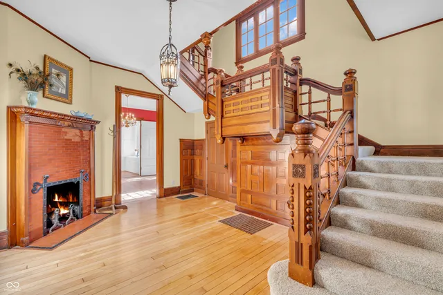 $340,000 | 408 East Wabash Avenue, Crawfordsville, IN 47933