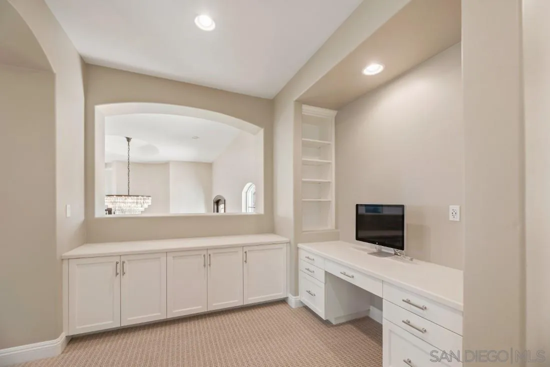 14339 Rancho Santa Fe Lakes Drive Rancho Santa Fe, CA 92067 - Photo 32 of 56 Gallery Image 32