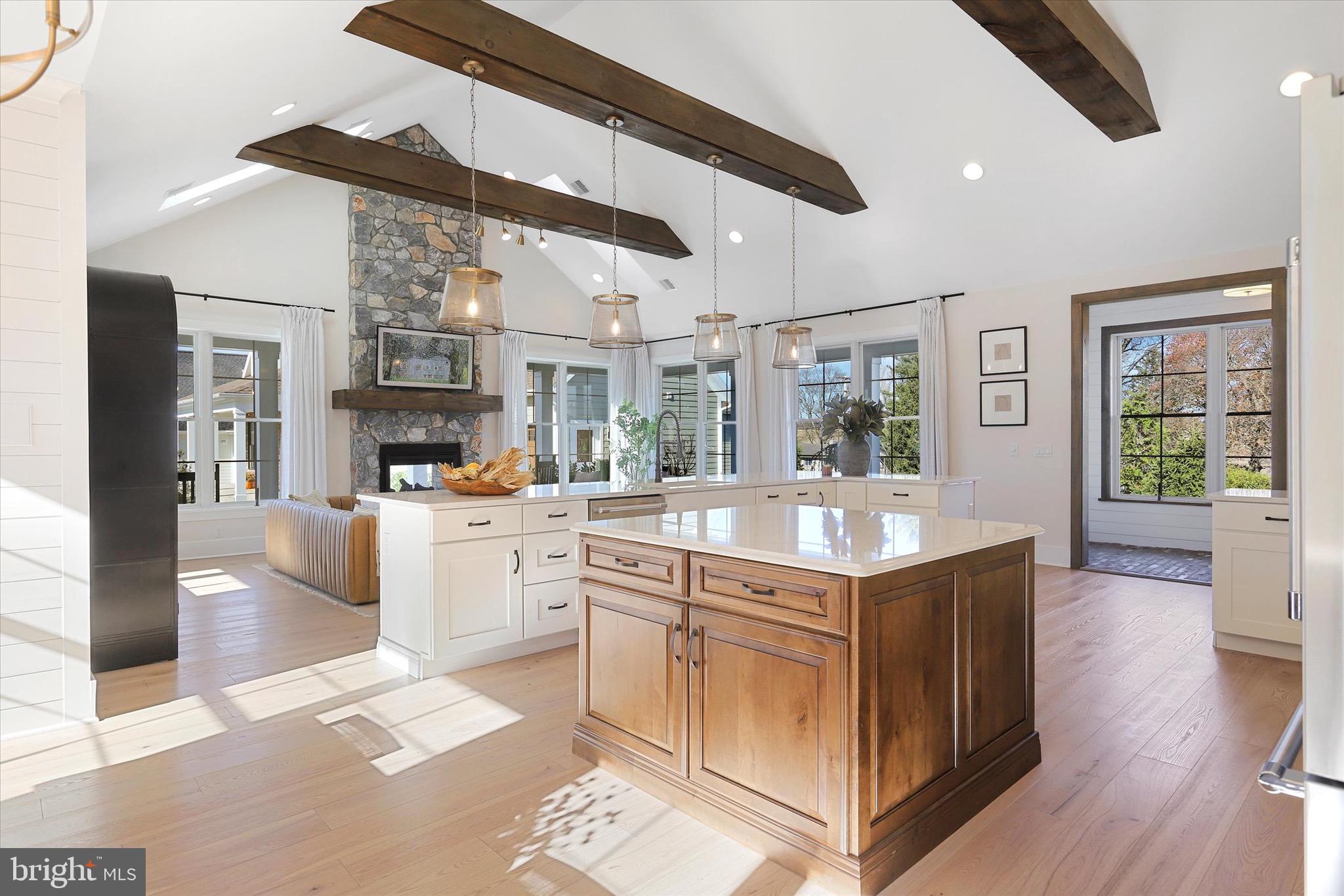 165 Duncan Loop Boiling Springs, PA 17007 - Photo 17 of 52