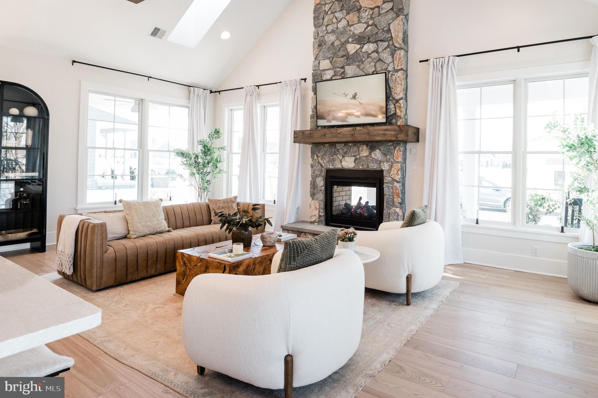 165 Duncan Loop Boiling Springs, PA 17007 - Photo 20 of 52