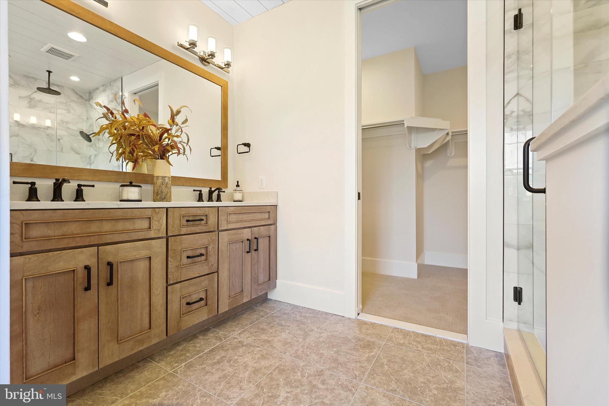 165 Duncan Loop Boiling Springs, PA 17007 - Photo 40 of 52