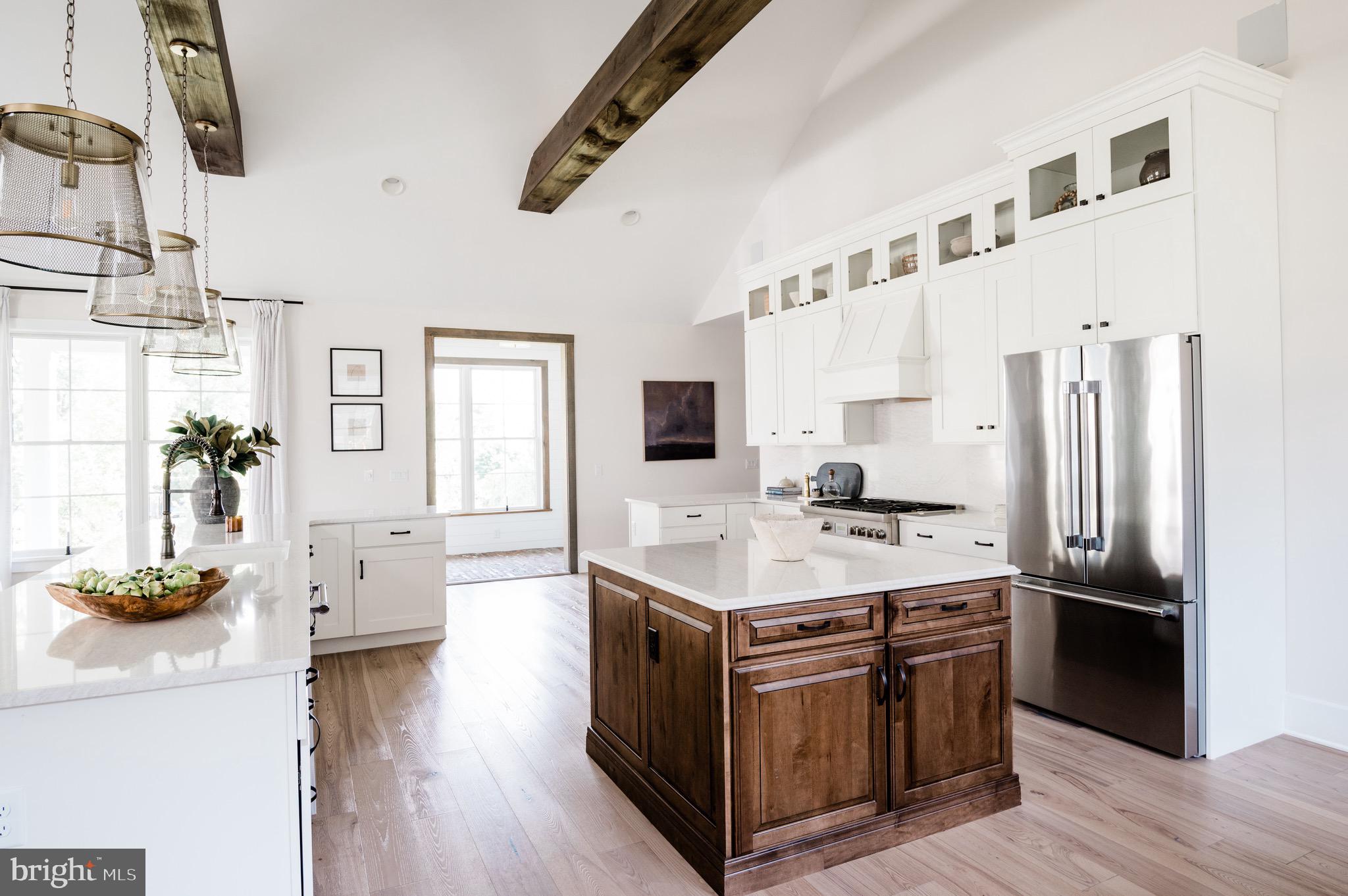 165 Duncan Loop Boiling Springs, PA 17007 - Photo 8 of 52