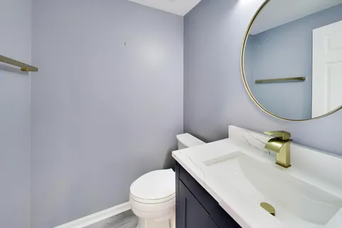 $434,000 | 124 Rosehall Drive, Lake Zurich, IL 60047