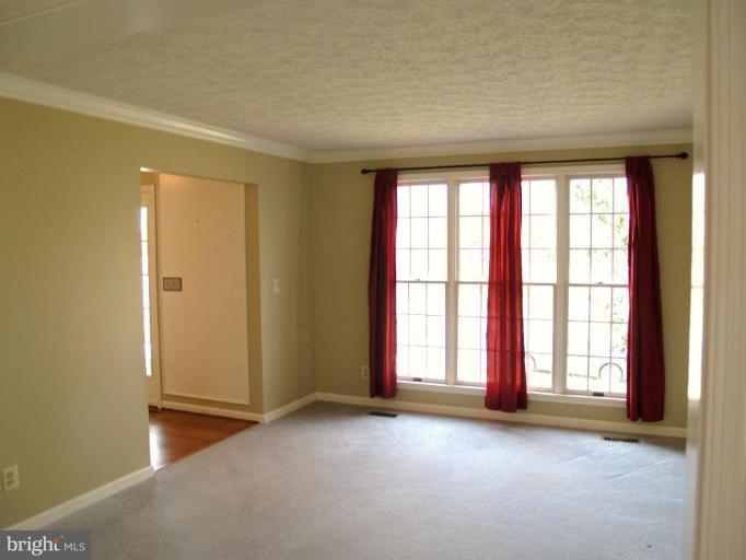 3219 Peverly Run Road Abingdon, MD 21009 - Photo 14 of 30 Living Room