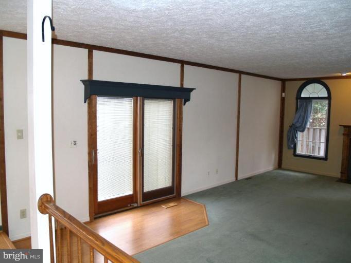 3219 Peverly Run Road Abingdon, MD 21009 - Photo 16 of 30 Main Level Family Room