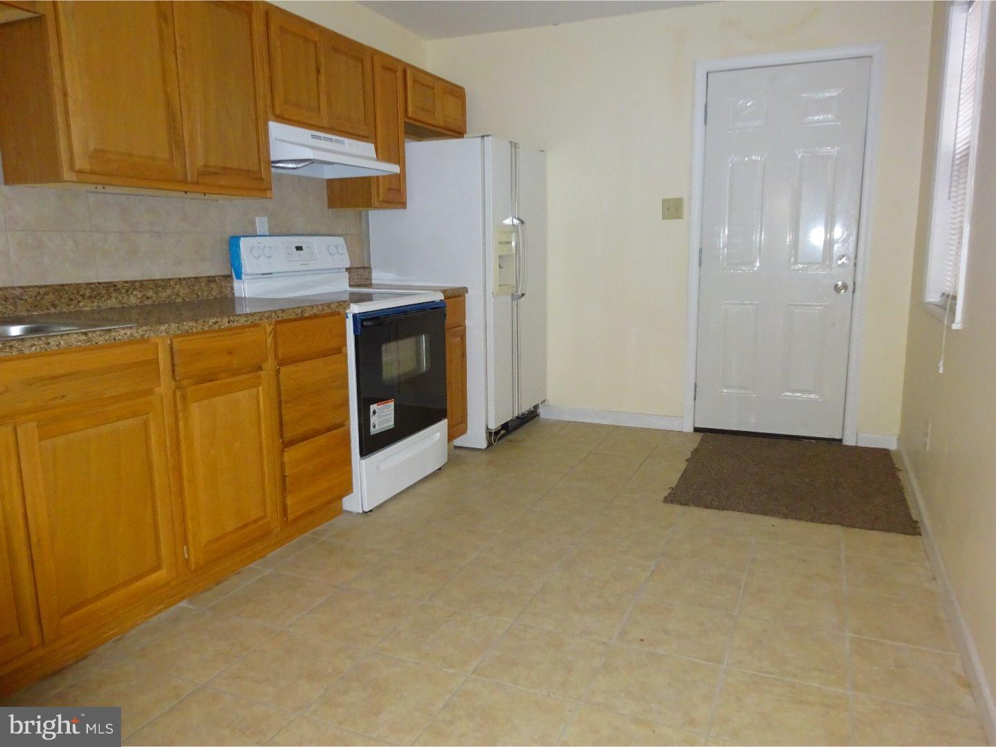 819 Gordon Street Reading, PA 19601 - Photo 4 of 11 Gallery Image 4