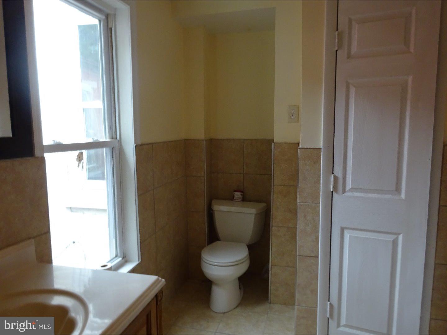 819 Gordon Street Reading, PA 19601 - Photo 6 of 11 Gallery Image 6