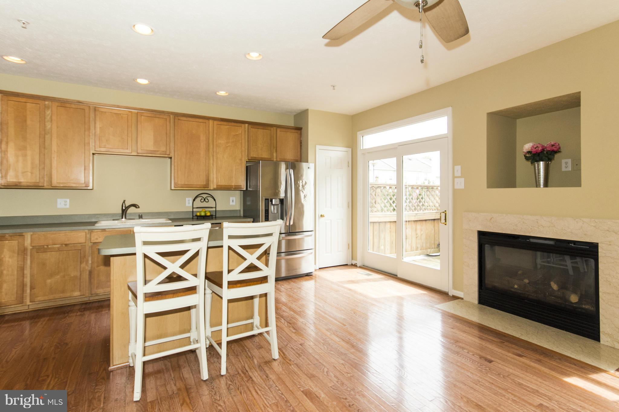 5049 Leasdale Road Baltimore, MD 21237 - Photo 14 of 30 Kitchen