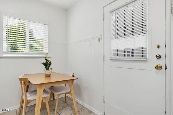 $3,800 | 1608 North Grand Oaks Avenue, Pasadena, CA 91104